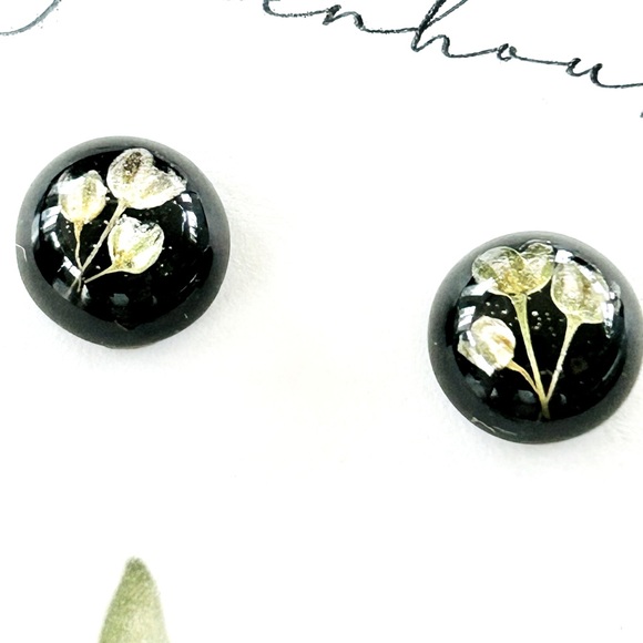 Jewelry - Pressed Flower Botanical Stud Earrings